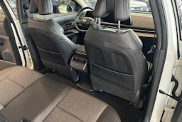 monivär. Nissan Ariya 2024 kuva 36.