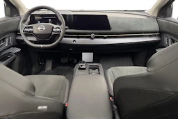 met. vihreä Nissan Ariya 2025 kuva 4.