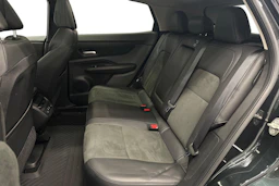 vihreä Nissan Ariya 2025 kuva 8.