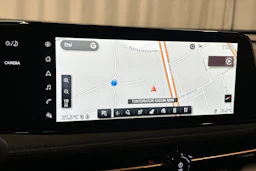 vihreä Nissan Ariya 2025 kuva 21.