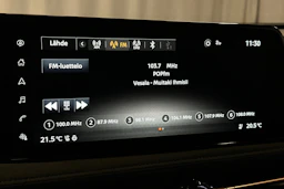 vihreä Nissan Ariya 2025 kuva 23.