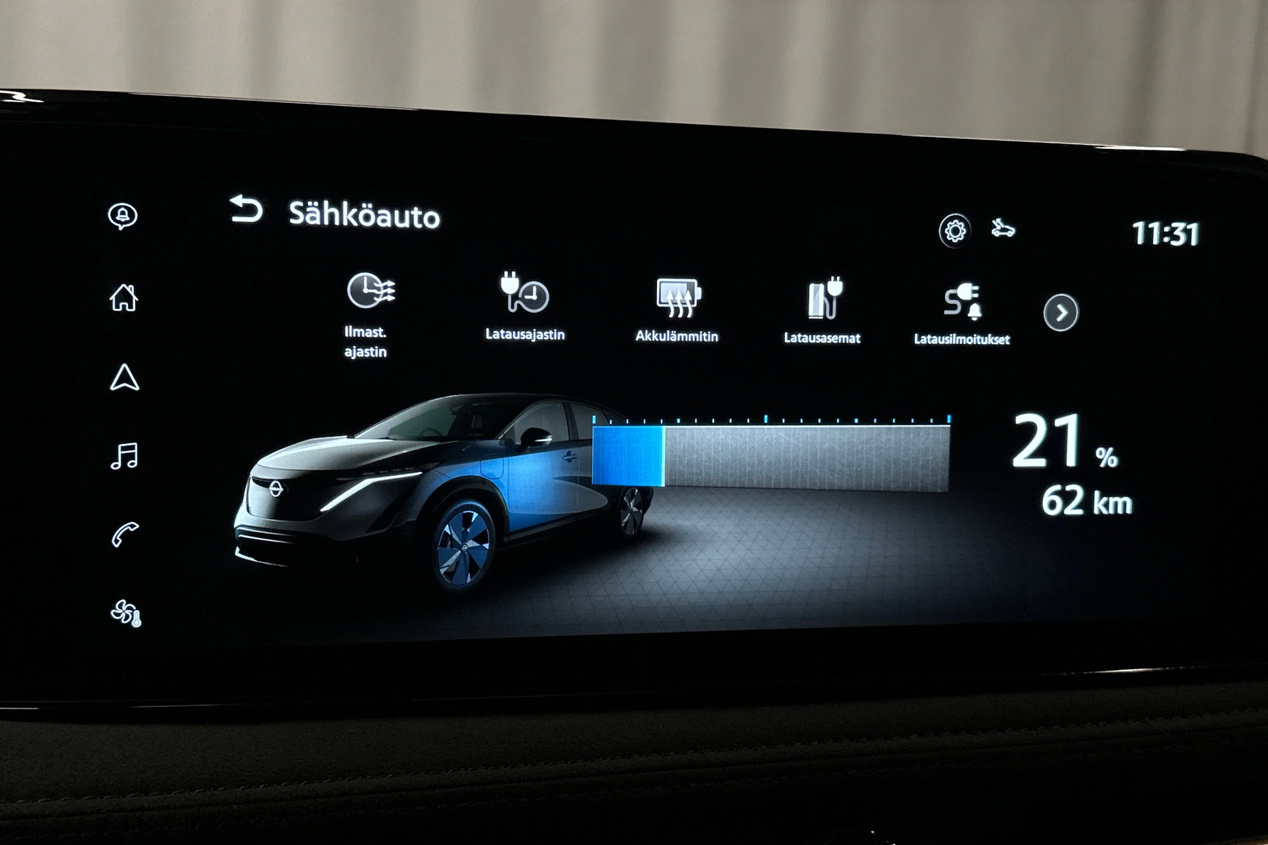 vihreä Nissan Ariya 2025 kuva 26.