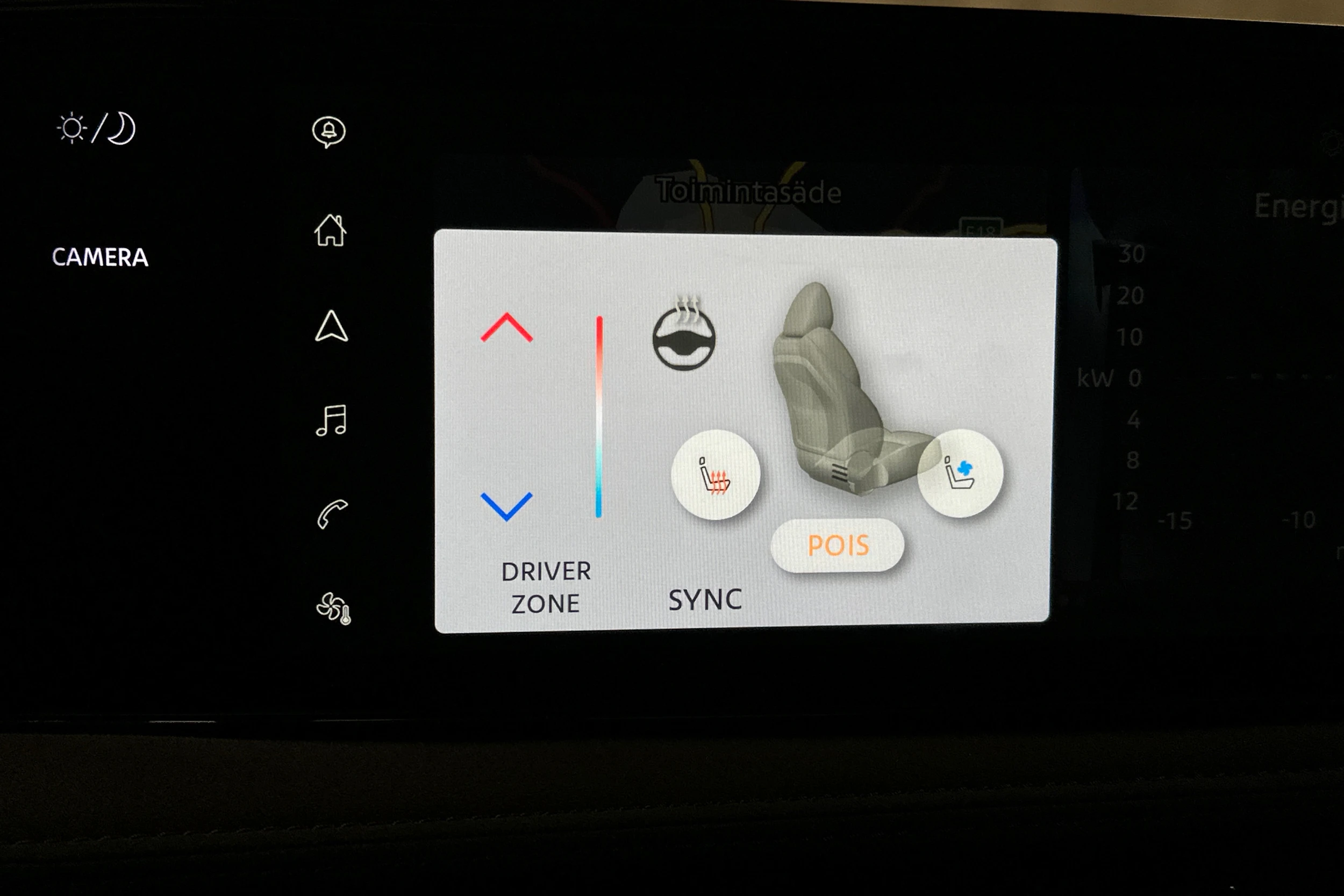 vihreä Nissan Ariya 2025 kuva 31.