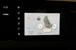 vihreä Nissan Ariya 2025 kuva 31.