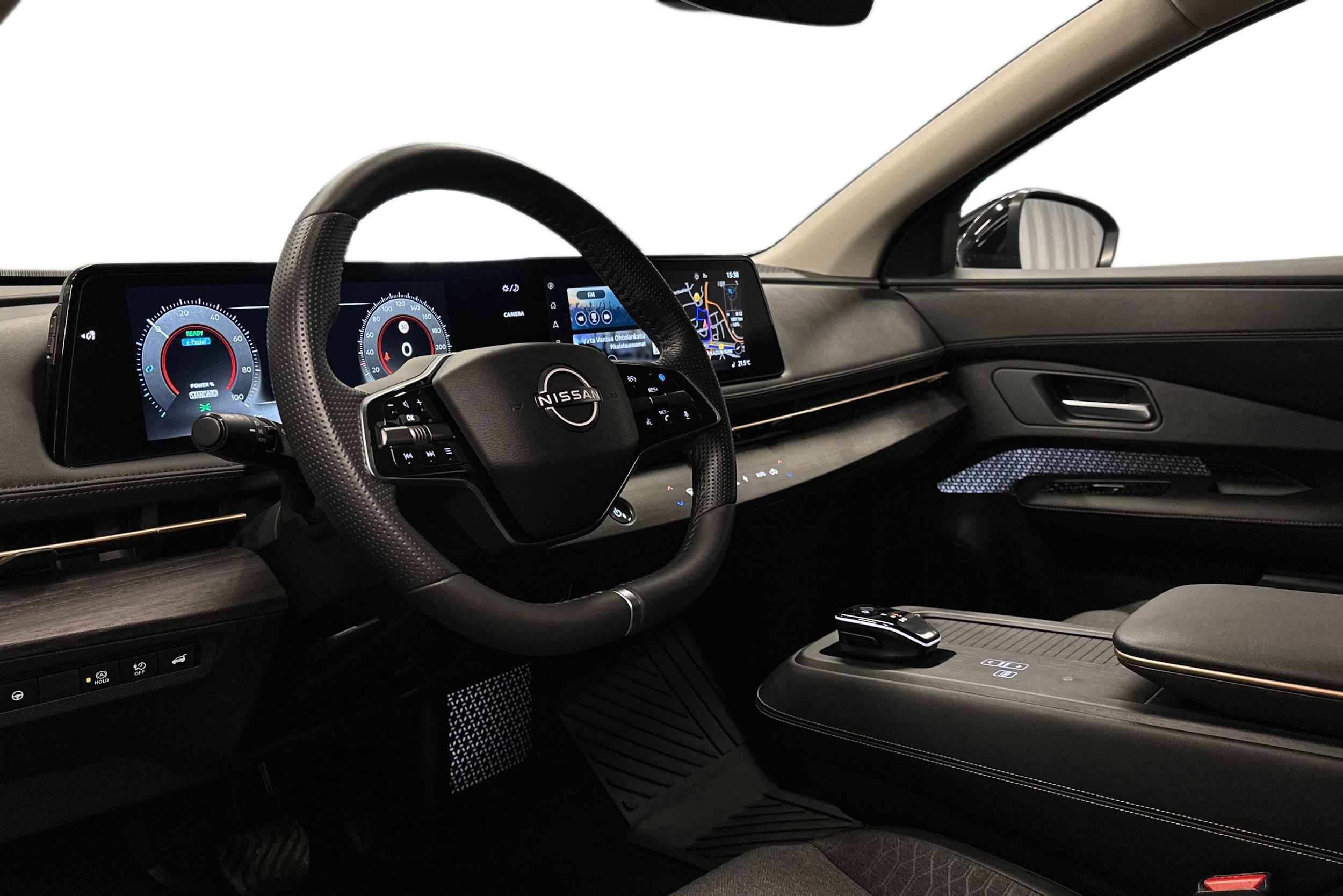musta Nissan Ariya 2025 kuva 6.