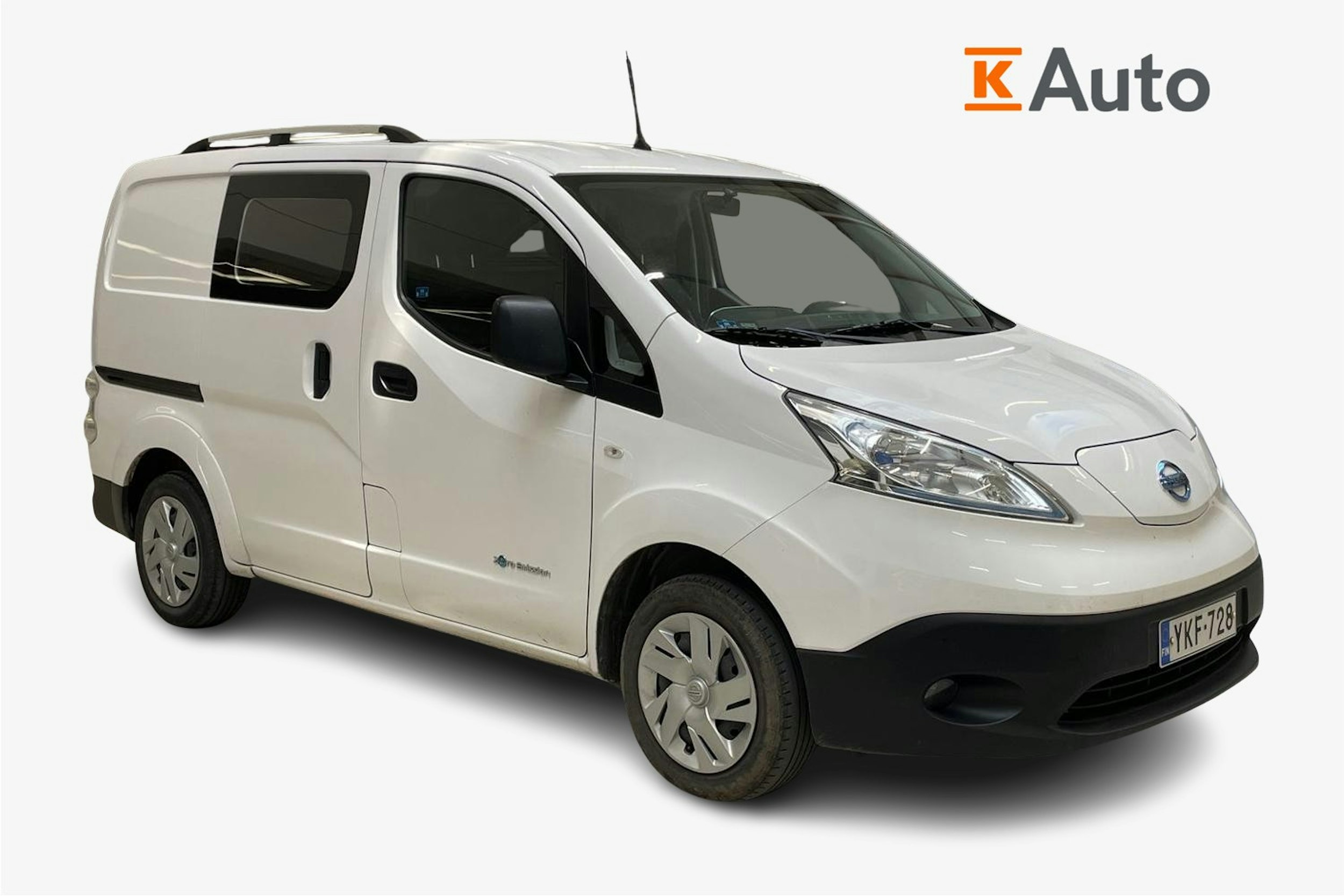 valkoinen Nissan e-NV200 2018 kuva 1.