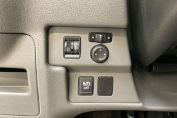 valkoinen Nissan e-NV200 2018 kuva 17.