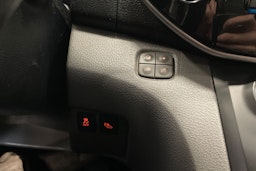 valkoinen Nissan e-NV200 2018 kuva 21.