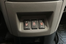 valkoinen Nissan e-NV200 2018 kuva 22.