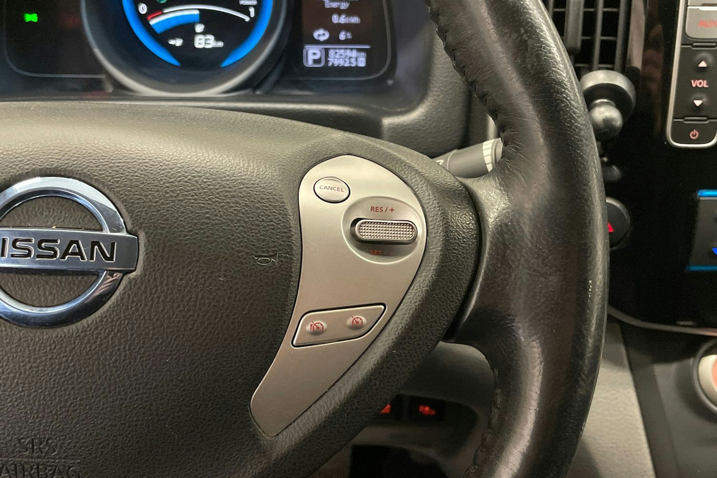 valkoinen Nissan e-NV200 2018 kuva 24.