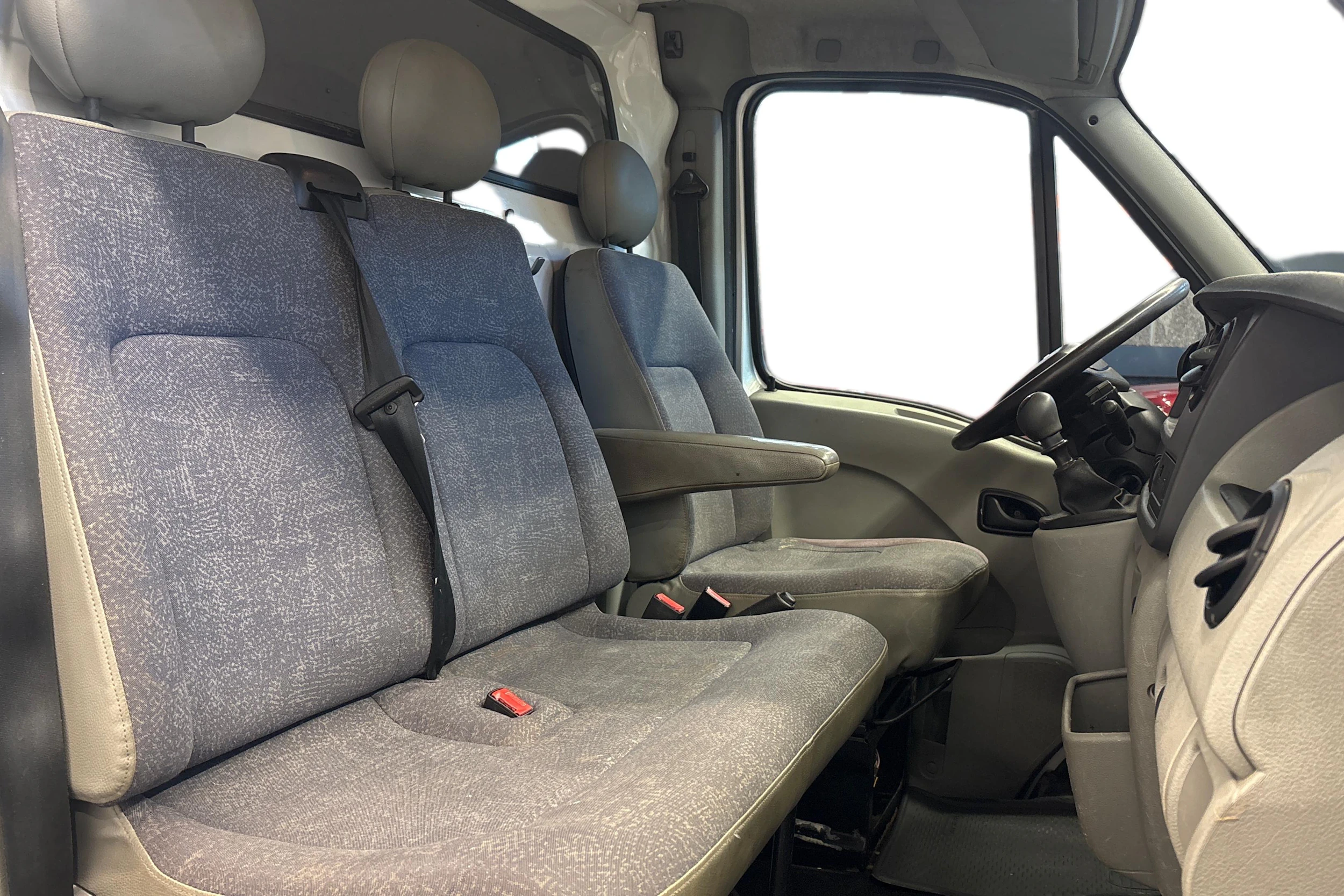 harmaa Nissan Interstar 2008 kuva 9.