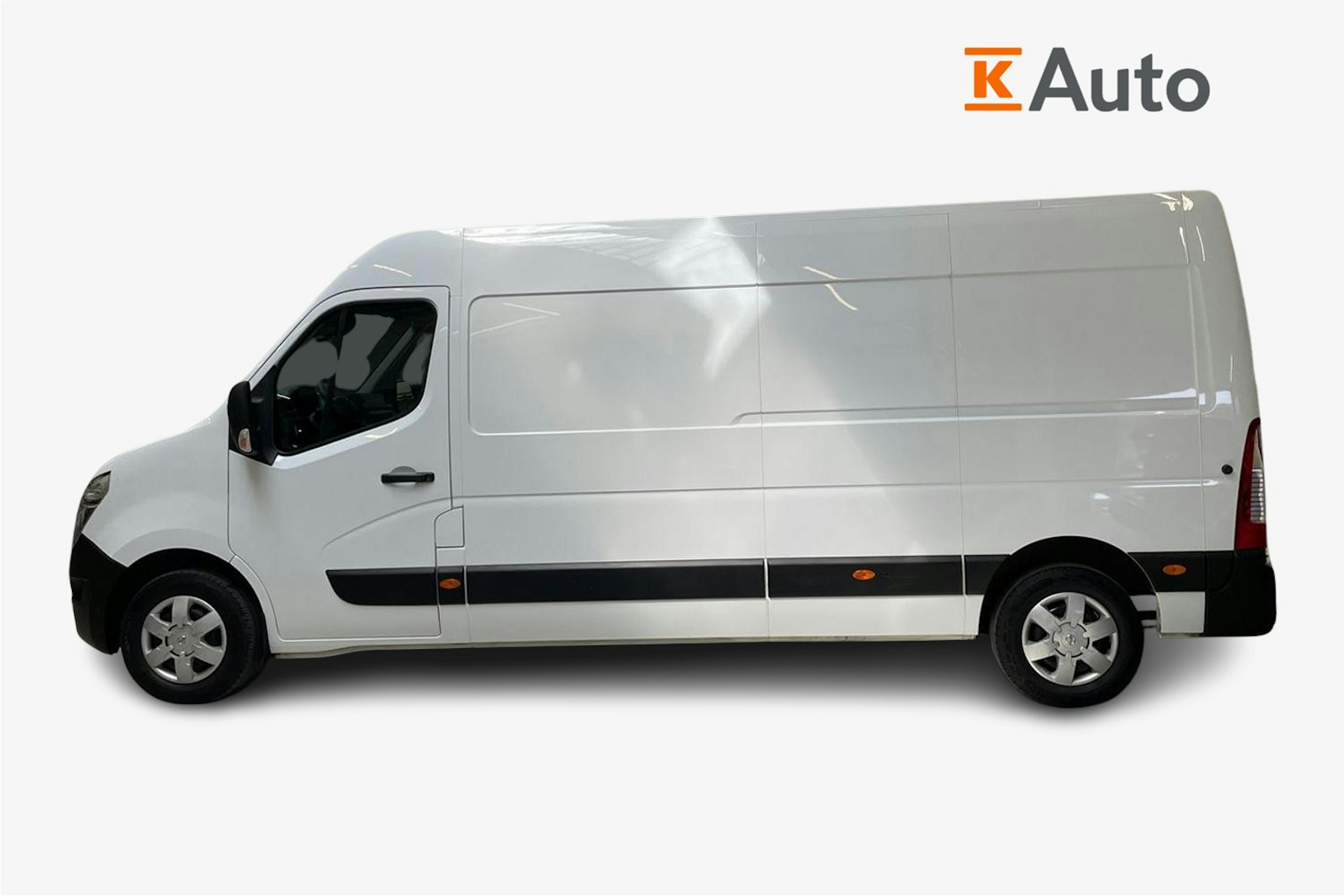 valkoinen Nissan Interstar 2023 kuva 6.