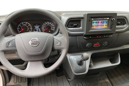 valkoinen Nissan Interstar 2023 kuva 9.