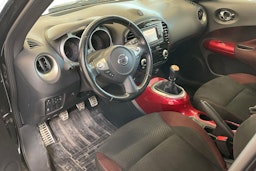 musta Nissan Juke 2011 kuva 3.