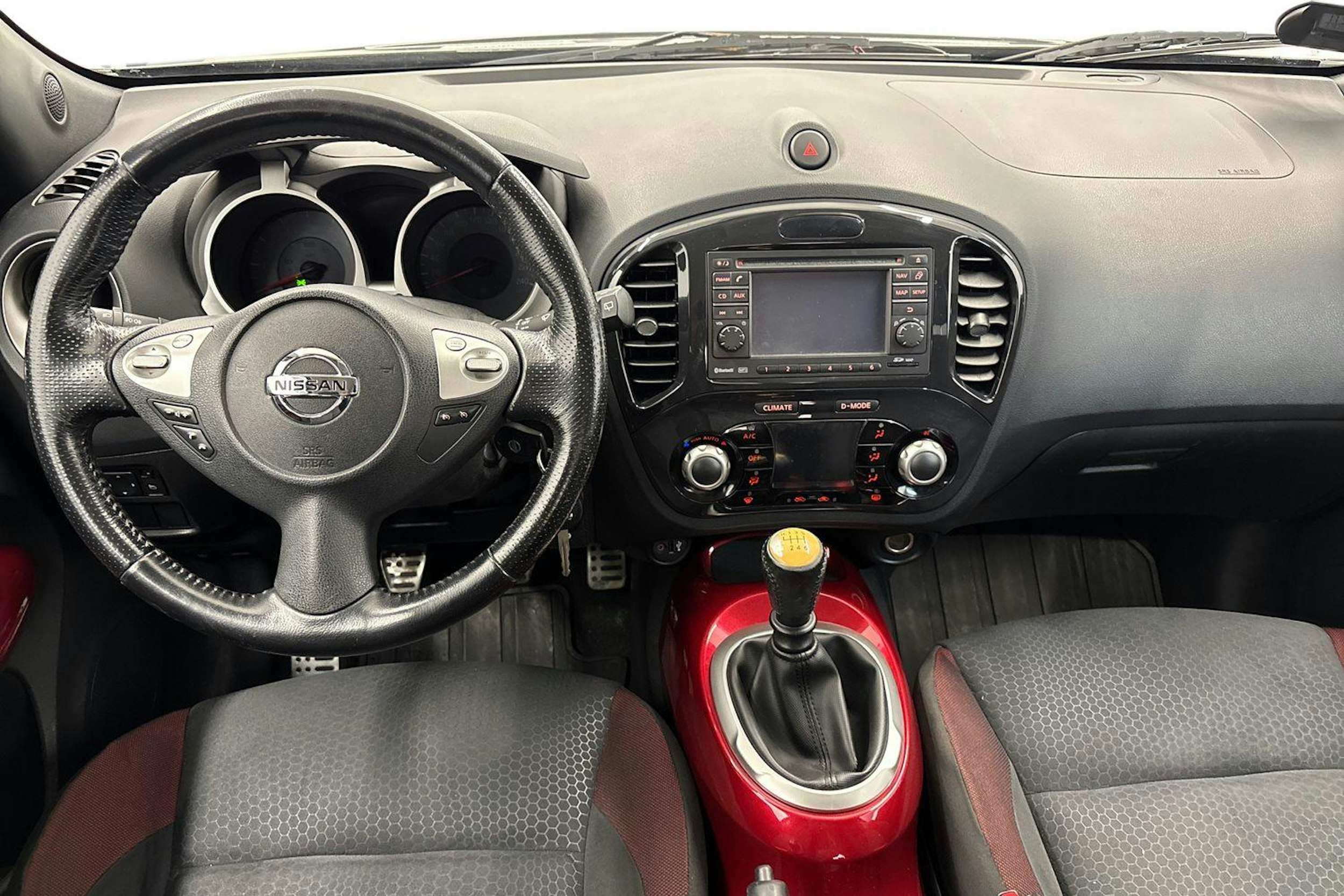 Musta Nissan Juke 2011 kuva 9.