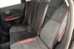 Musta Nissan Juke 2011 kuva 10.