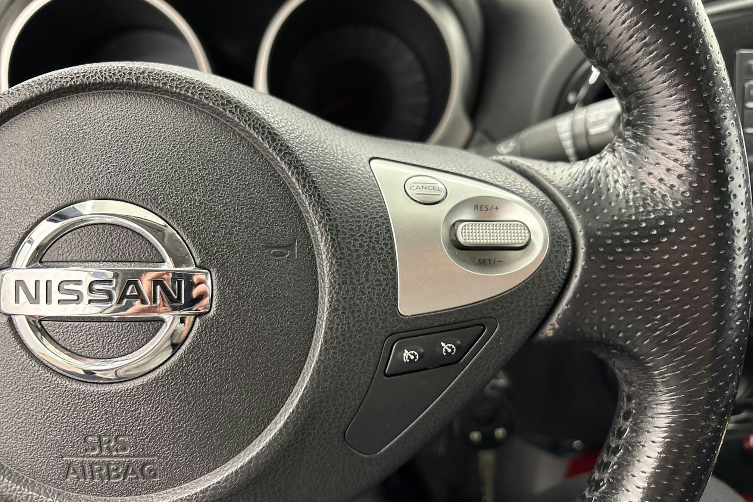 Musta Nissan Juke 2011 kuva 17.