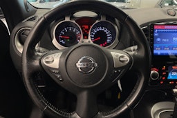 Ruskea (beige) Nissan Juke 2011 kuva 16.