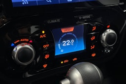 Ruskea (beige) Nissan Juke 2011 kuva 20.
