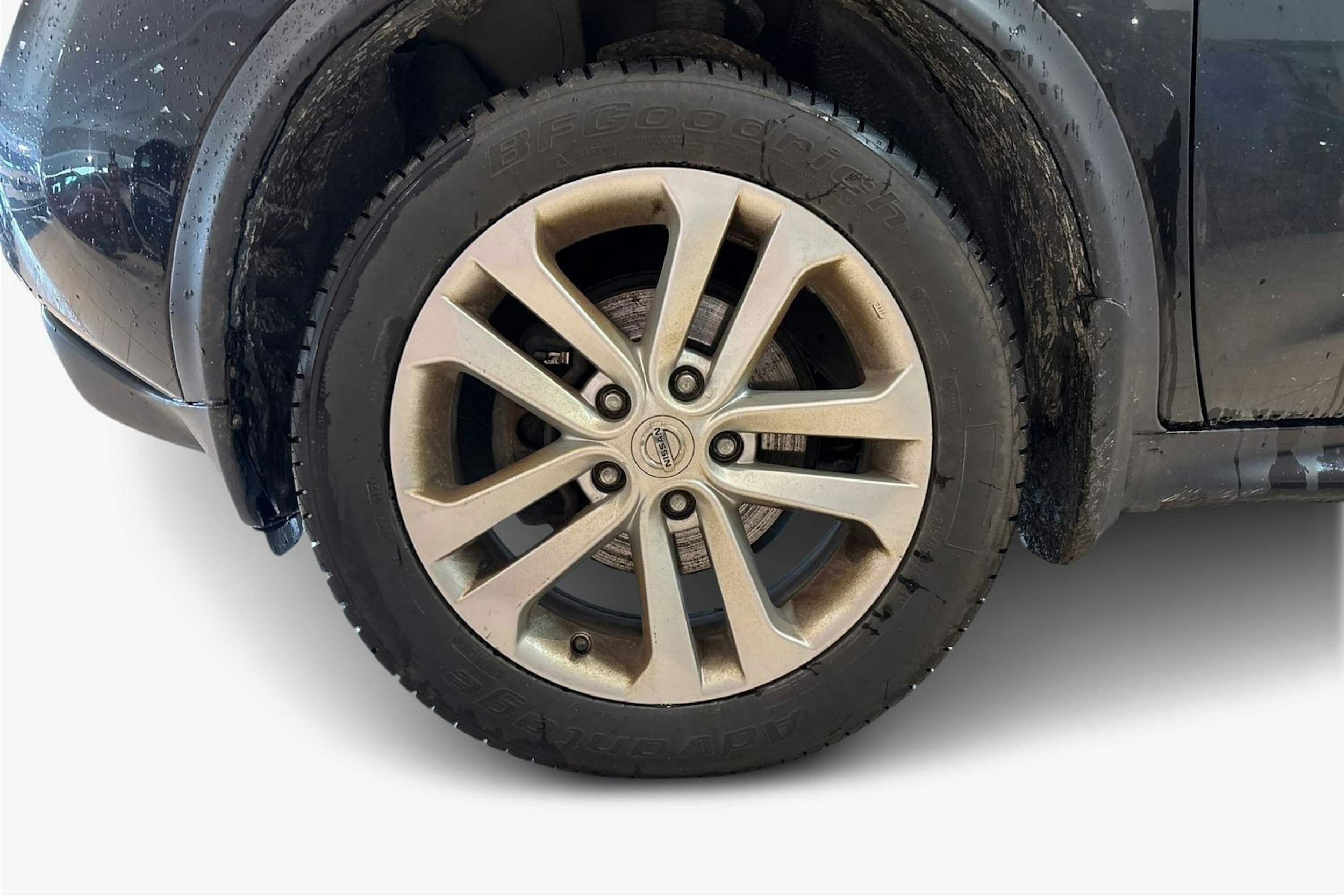 Musta Nissan Juke 2011 kuva 11.
