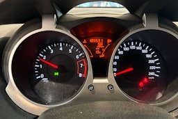Musta Nissan Juke 2011 kuva 15.