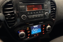 Musta Nissan Juke 2011 kuva 16.