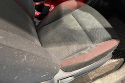 Musta Nissan Juke 2011 kuva 35.