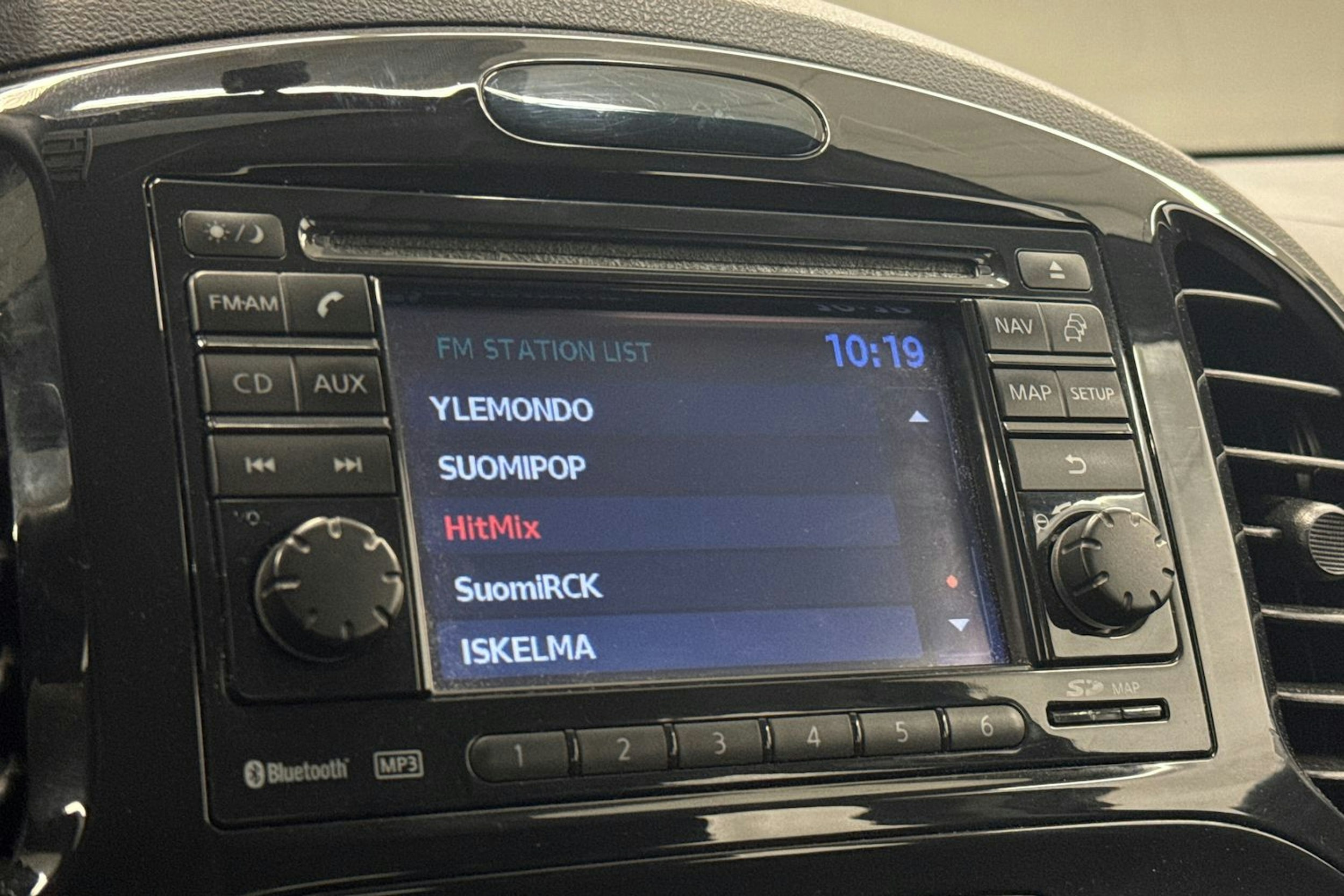 Musta Nissan Juke 2011 kuva 23.