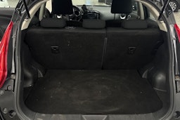 Musta Nissan Juke 2011 kuva 29.