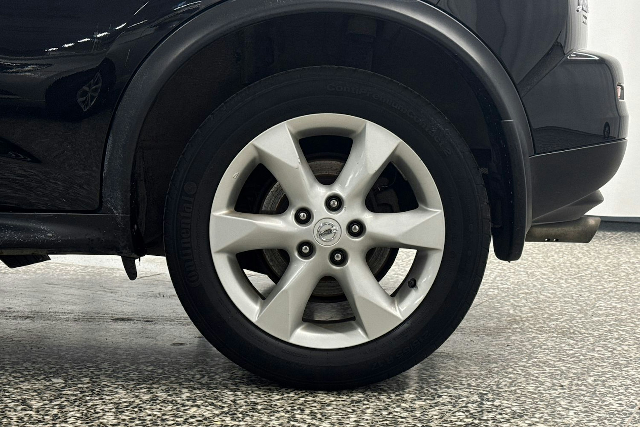Musta Nissan Juke 2011 kuva 30.