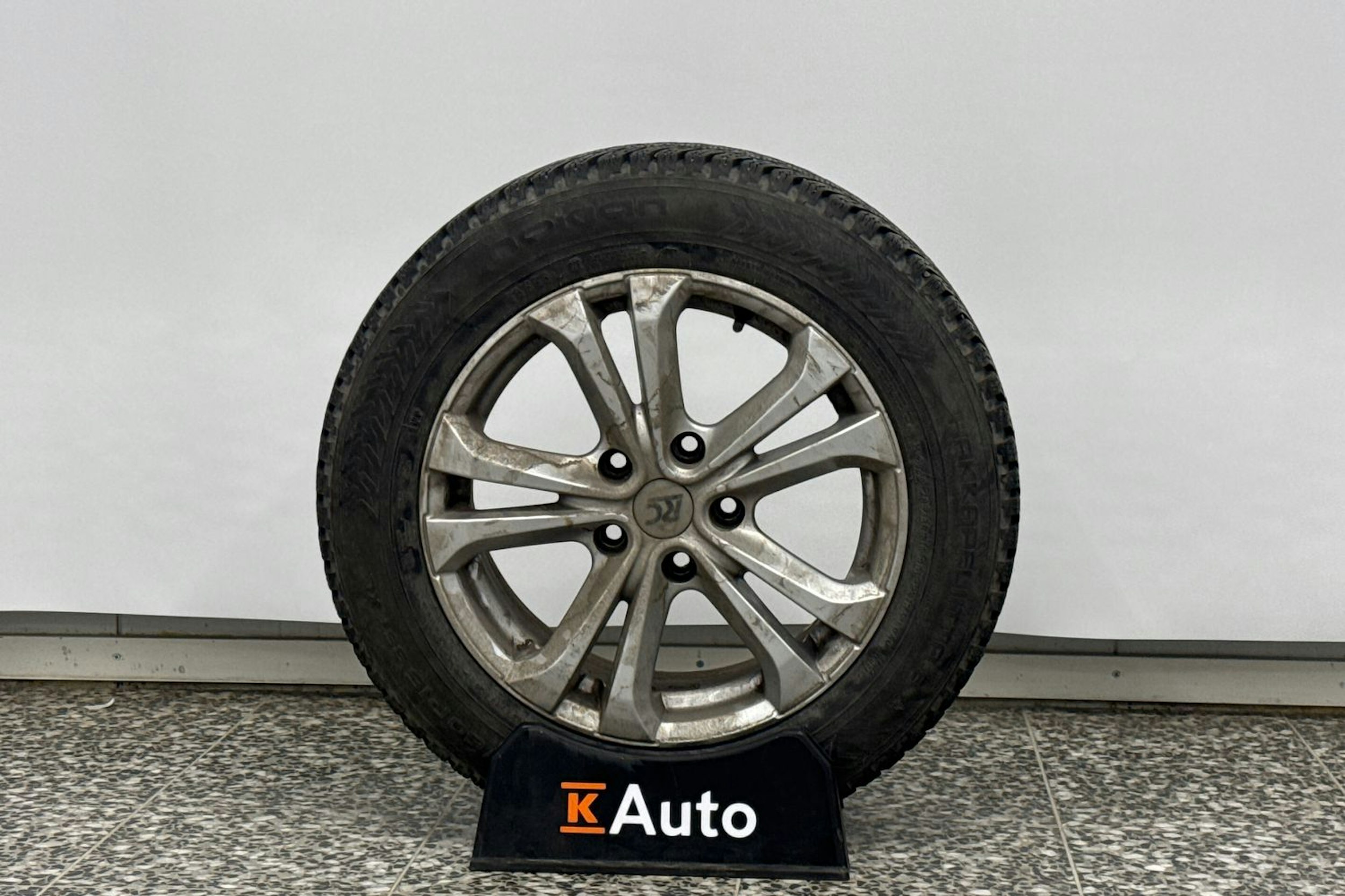 Musta Nissan Juke 2011 kuva 32.