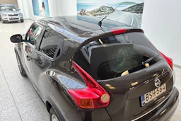 Ruskea (beige) Nissan Juke 2012 kuva 11.