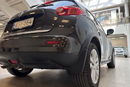Ruskea (beige) Nissan Juke 2012 kuva 14.