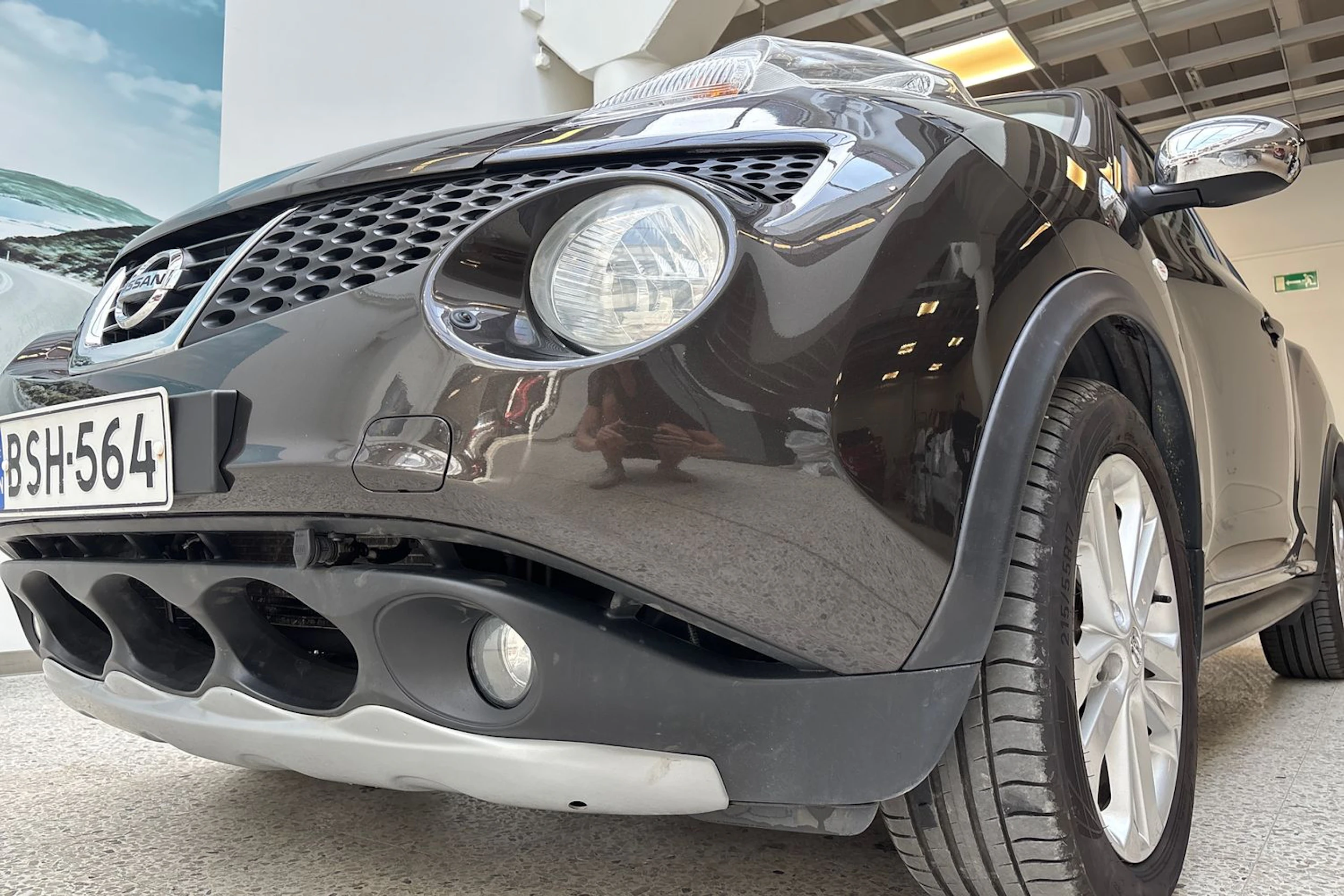 Ruskea (beige) Nissan Juke 2012 kuva 18.