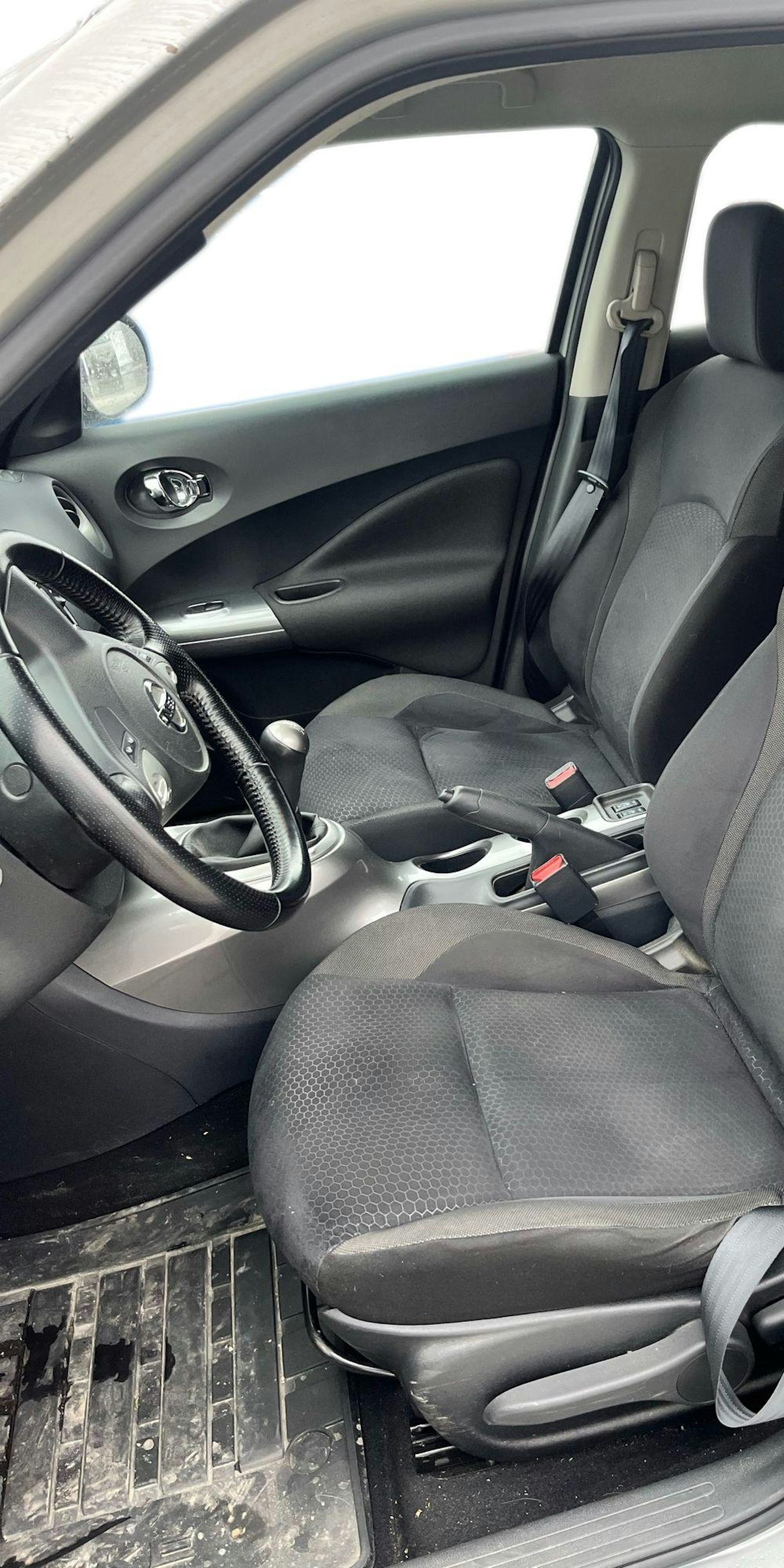 hopea Nissan Juke 2012 kuva 3.