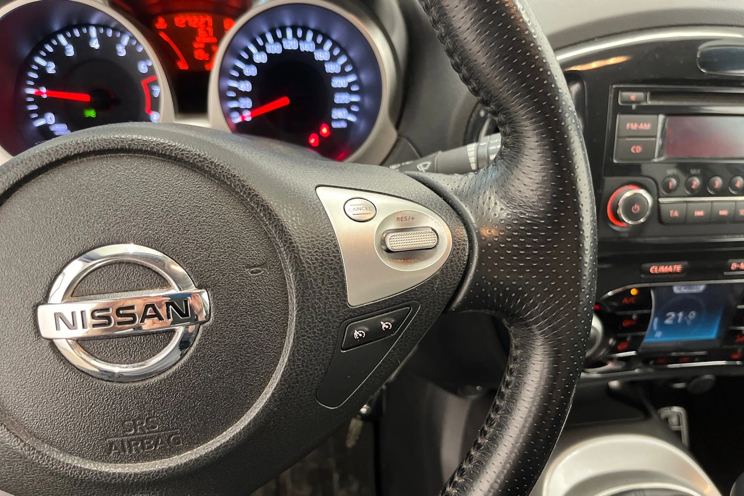 hopea Nissan Juke 2012 kuva 14.