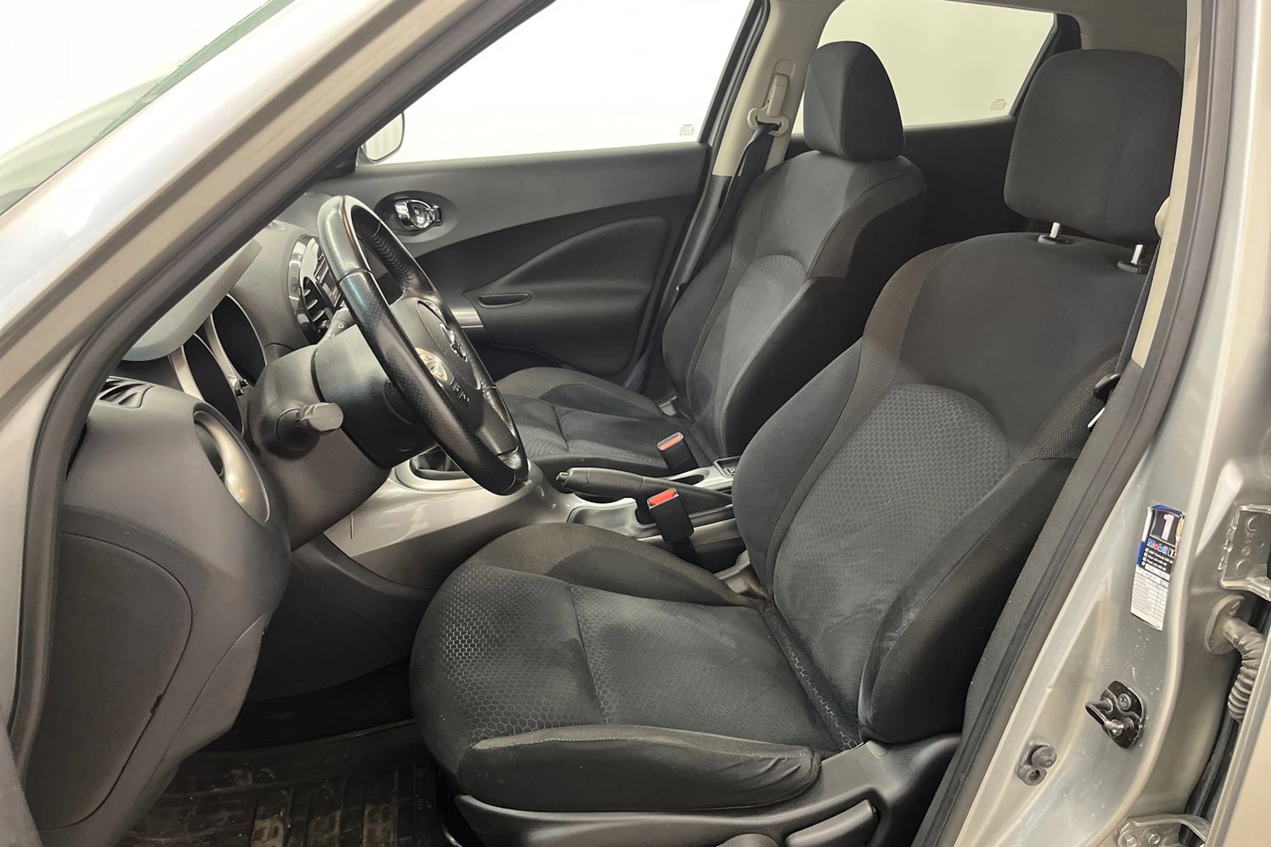 hopea Nissan Juke 2012 kuva 18.