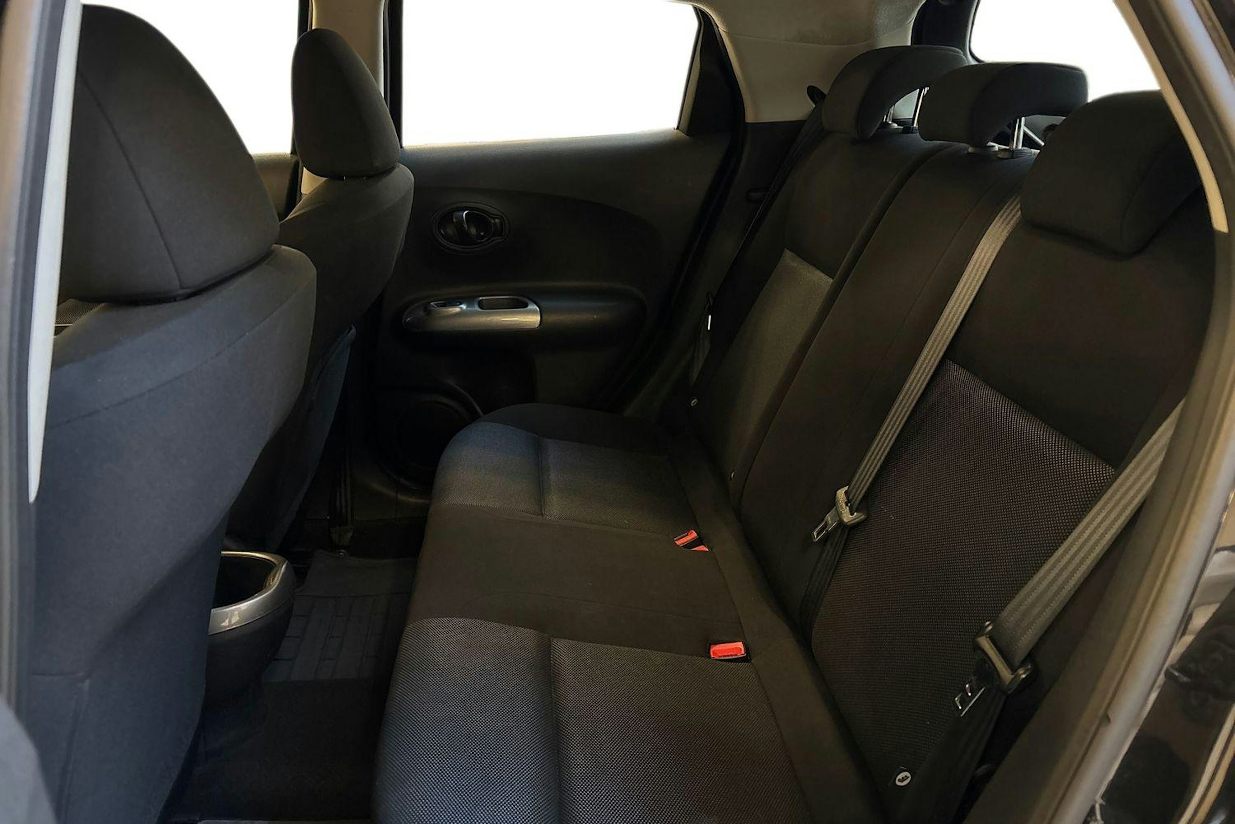 musta Nissan Juke 2013 kuva 10.