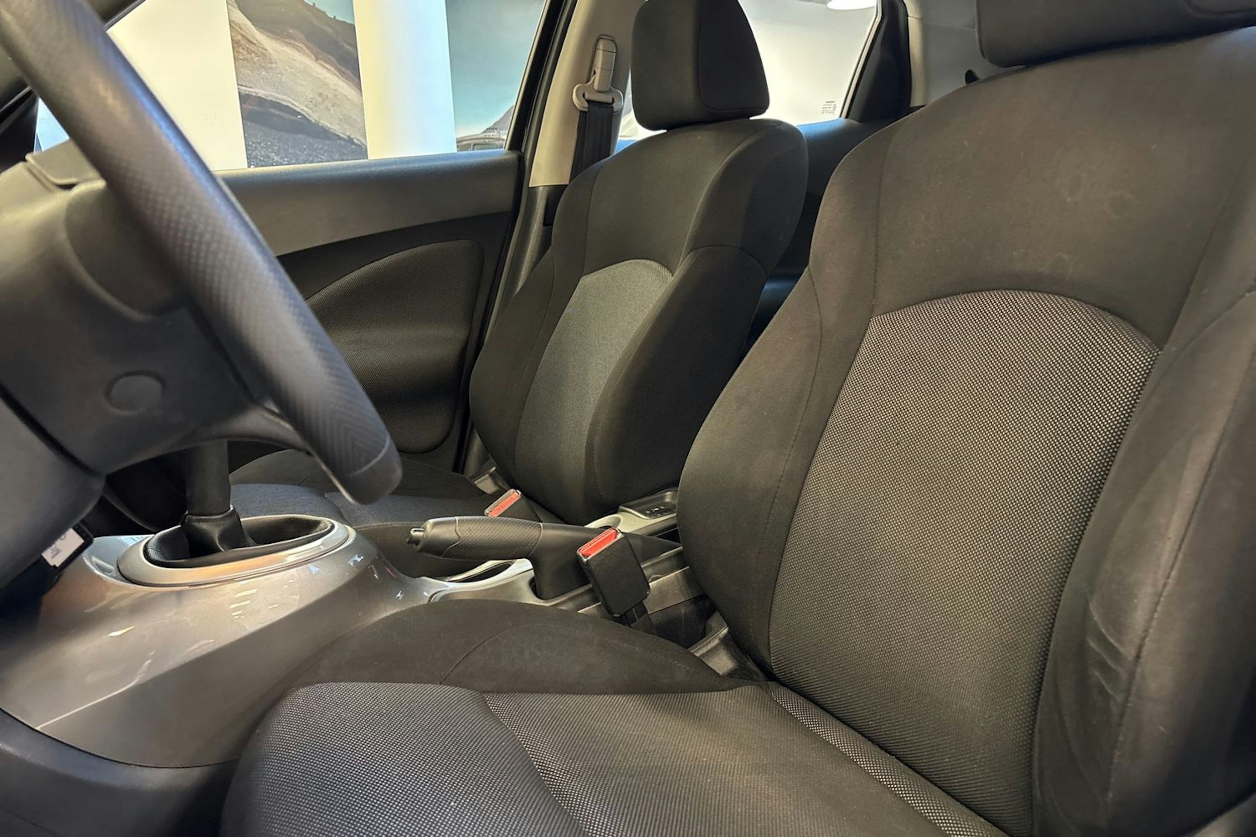 musta Nissan Juke 2013 kuva 14.