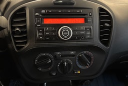 musta Nissan Juke 2013 kuva 20.