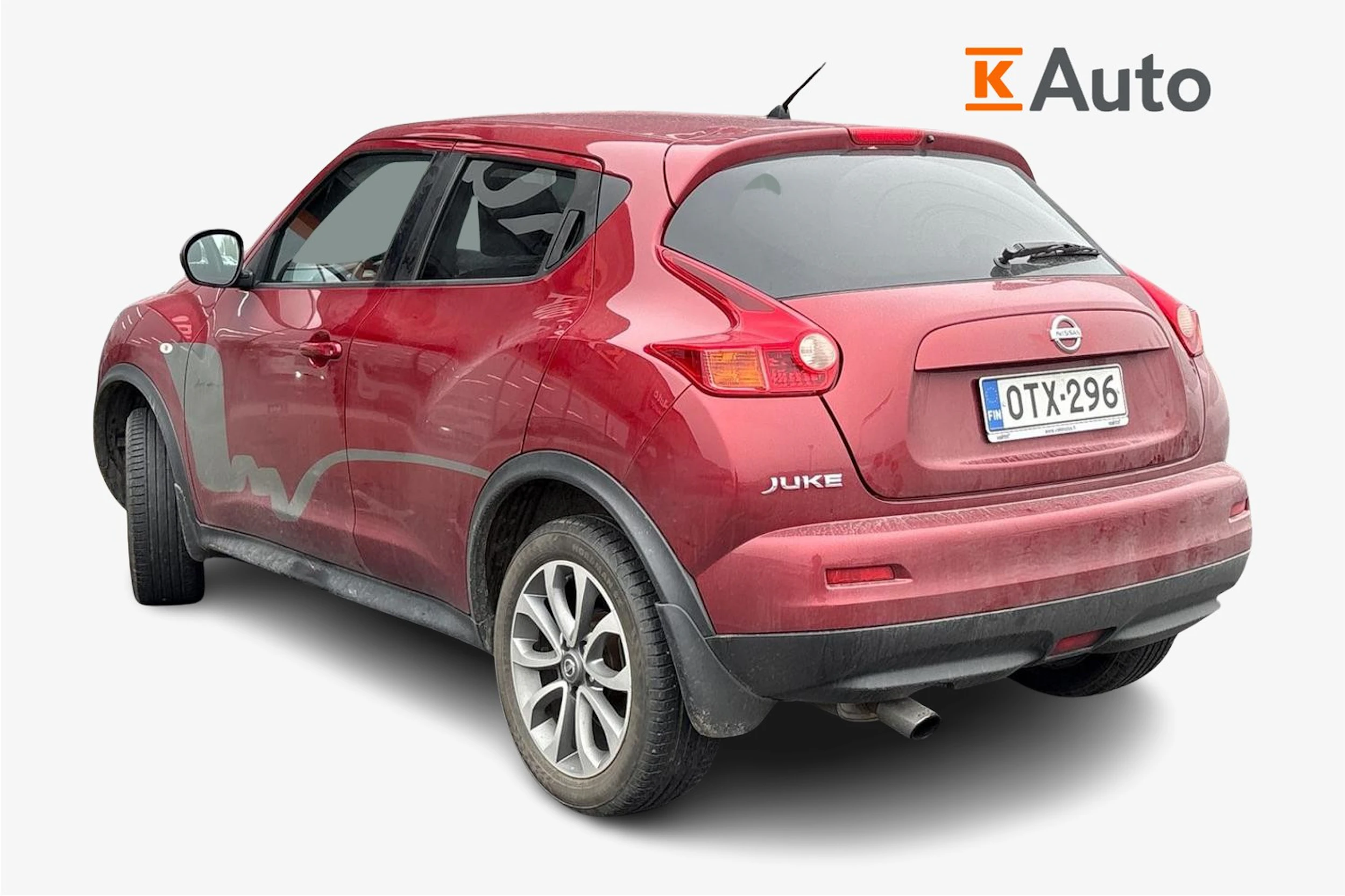 punainen Nissan Juke 2014 kuva 2.