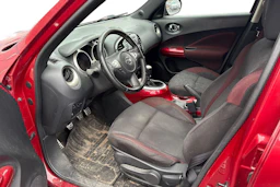 punainen Nissan Juke 2014 kuva 3.