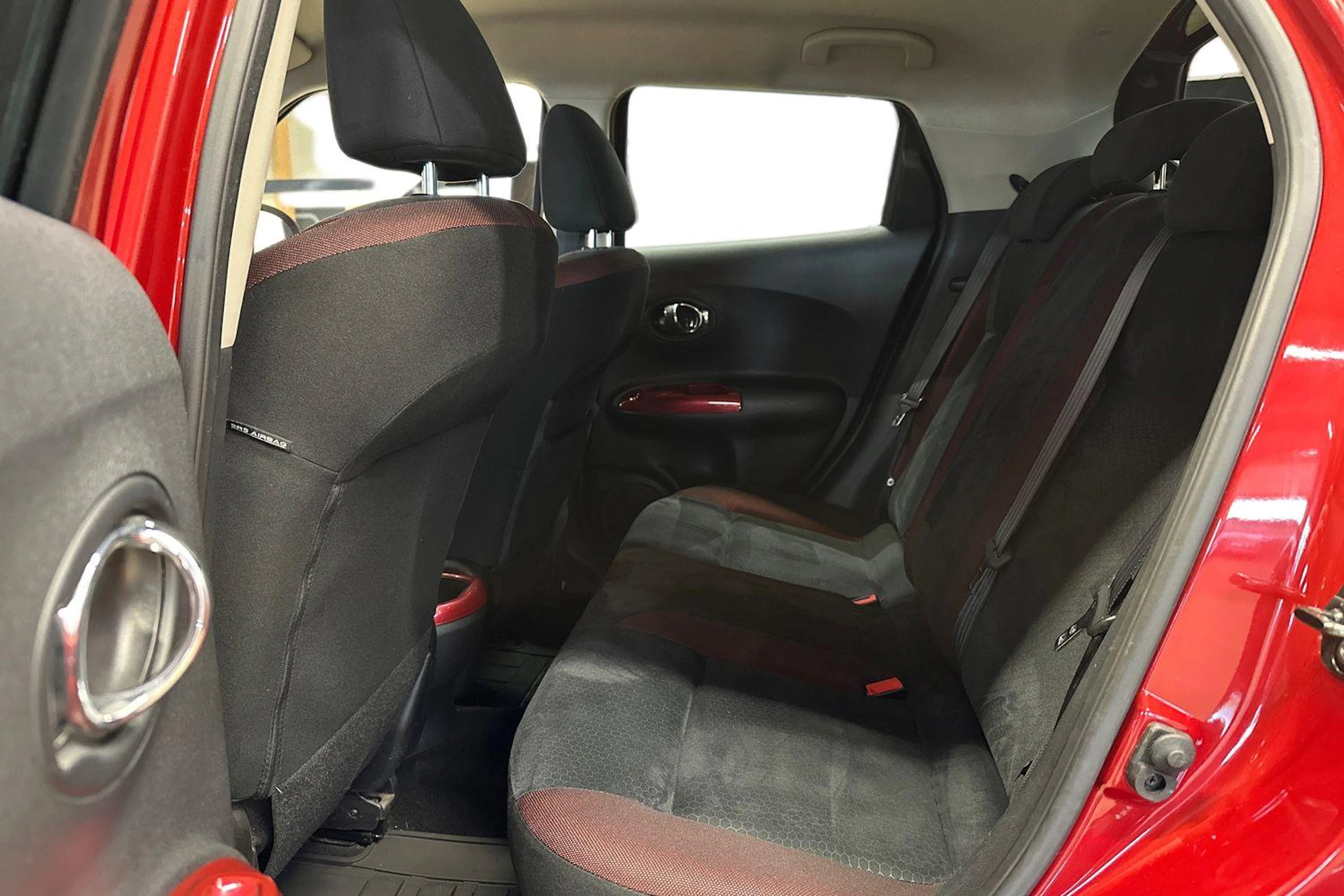 punainen Nissan Juke 2014 kuva 8.