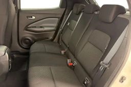 valkoinen Nissan Juke 2021 kuva 8.