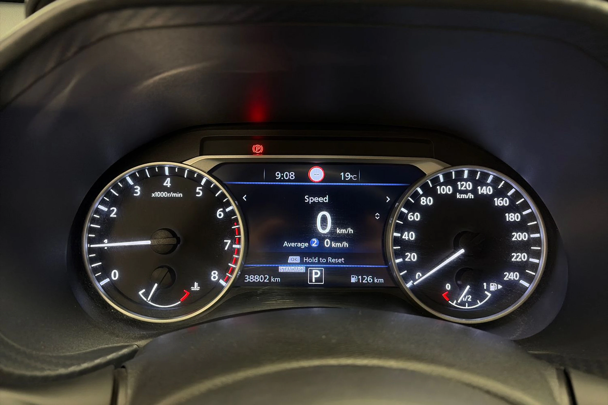 valkoinen Nissan Juke 2021 kuva 13.
