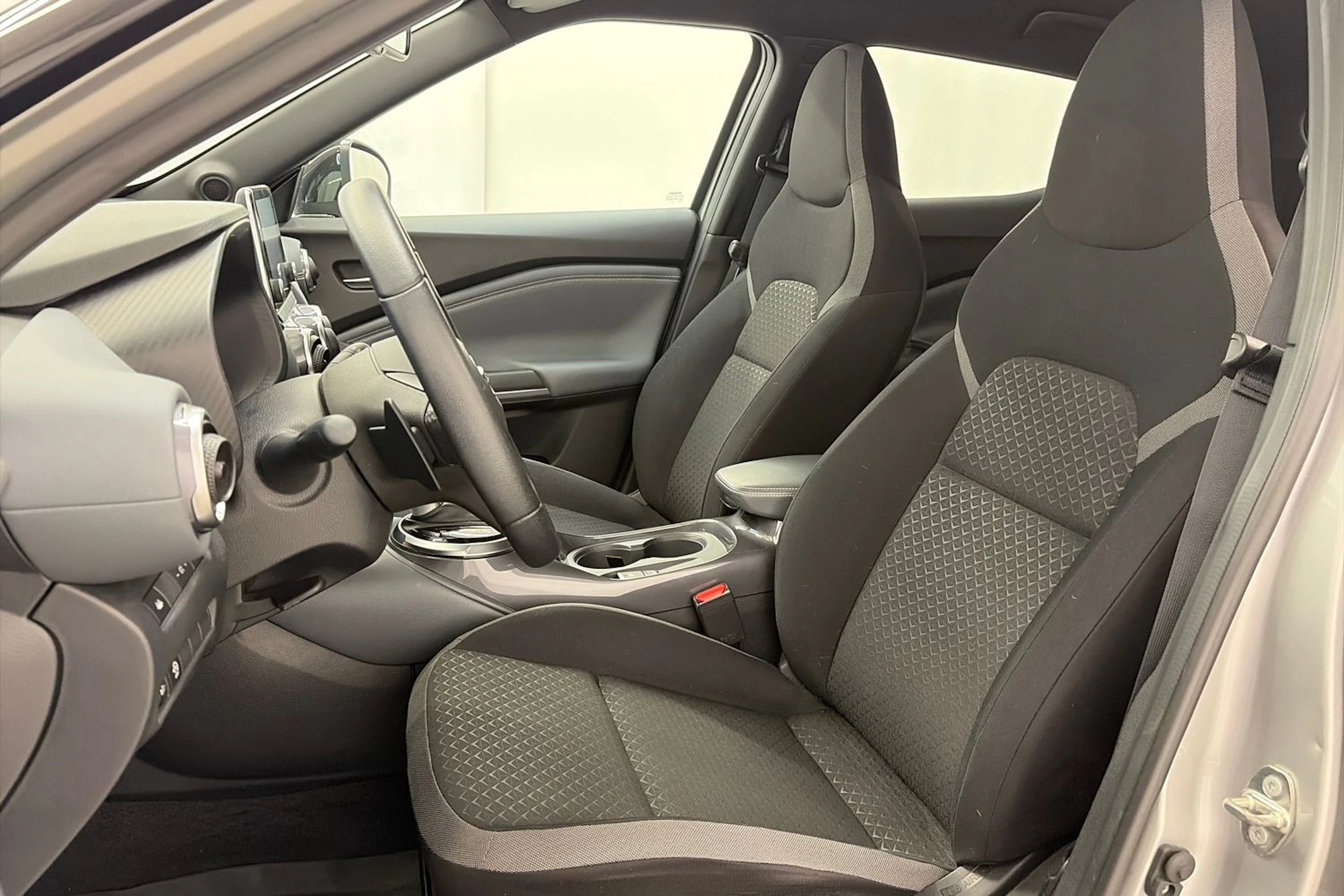 Hopea Nissan Juke 2021 kuva 12.