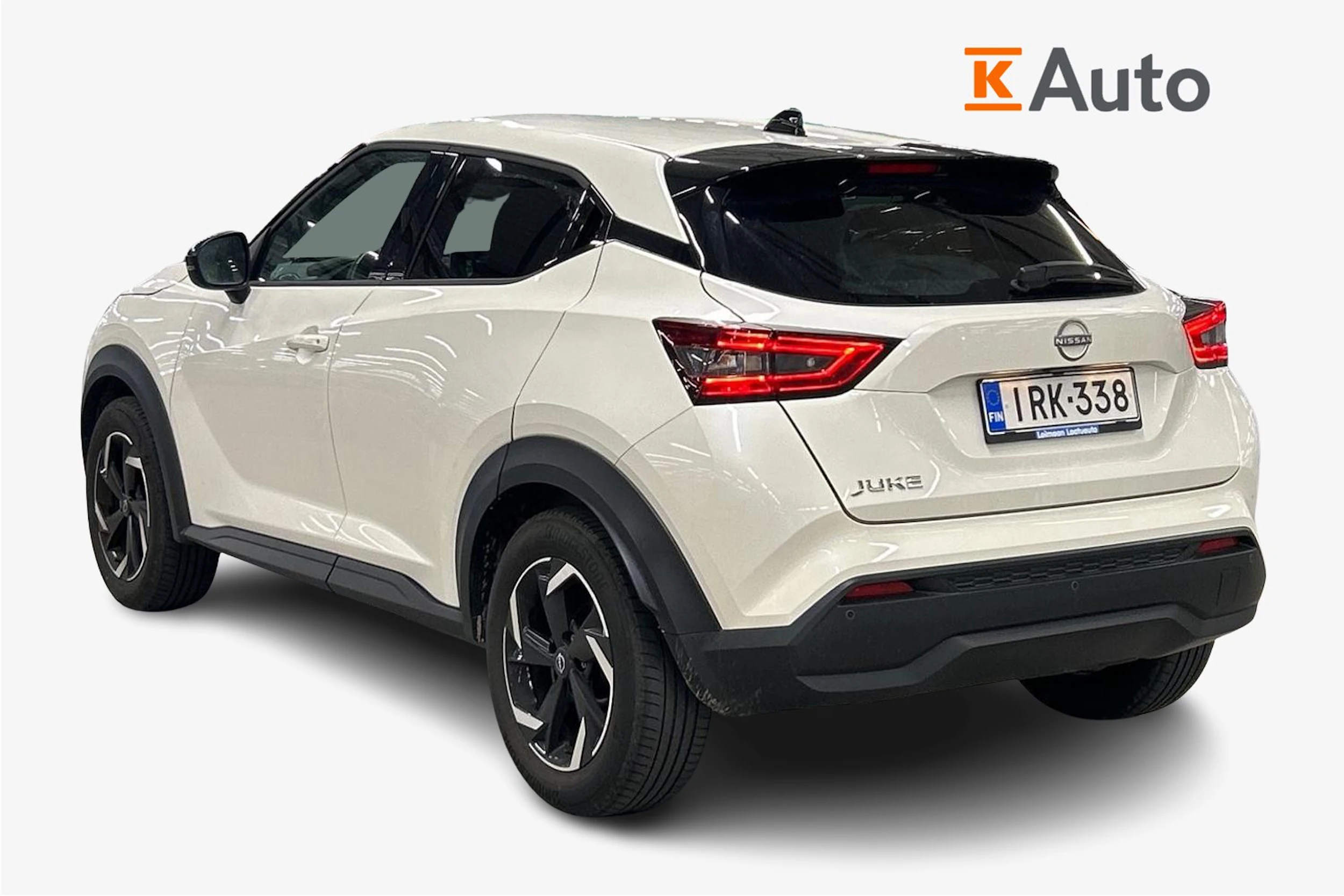 valkoinen Nissan Juke 2024 kuva 2.
