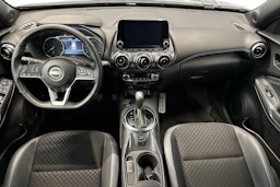 musta Nissan Juke 2024 kuva 9.