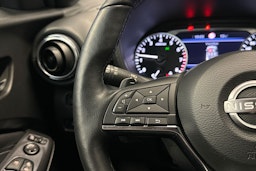 musta Nissan Juke 2024 kuva 16.