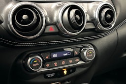 musta Nissan Juke 2024 kuva 20.